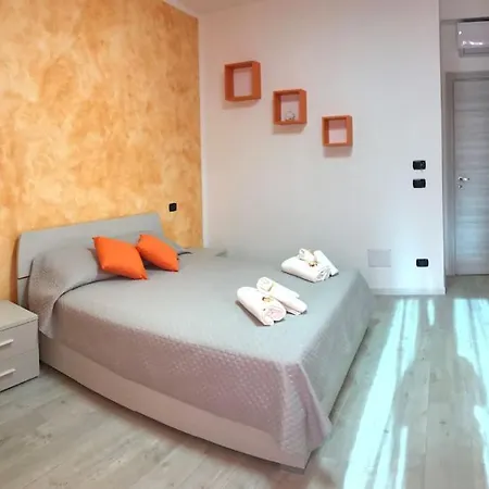 Apartment House *
